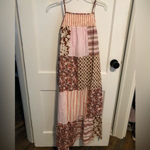 NWT Universal Thread Women’s Patchwork full-length dress. Size small.